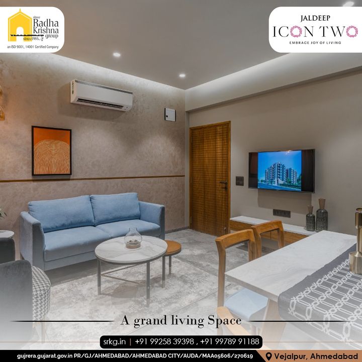 Adorn your world of togetherness, experience the grandeur of life when you are at Jaldeep Icon Two.
 
#JaldeepIconTwo #IconTwo #LuxuryLiving #ShreeRadhaKrishnaGroup #RadhaKrishnaGroup #SRKG  #Ahmedabad #RealEstat